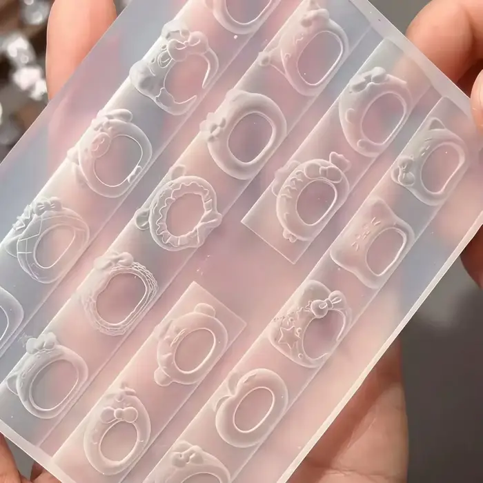 Moule à ongles en silicone transparent 3D, motif dessin animé mignon avec chapeau et nœud papillon, 