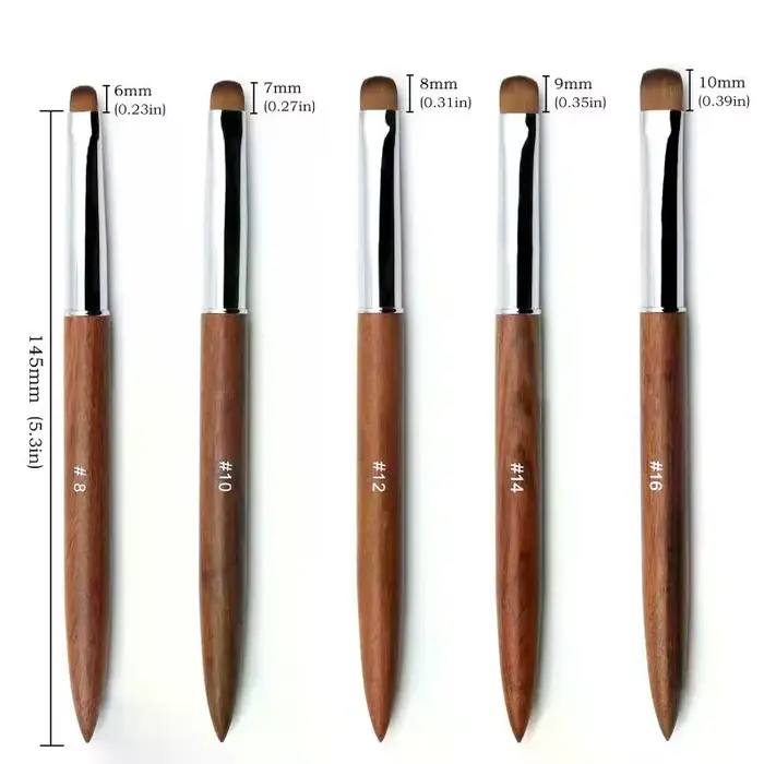 Pinceaux de nail art français