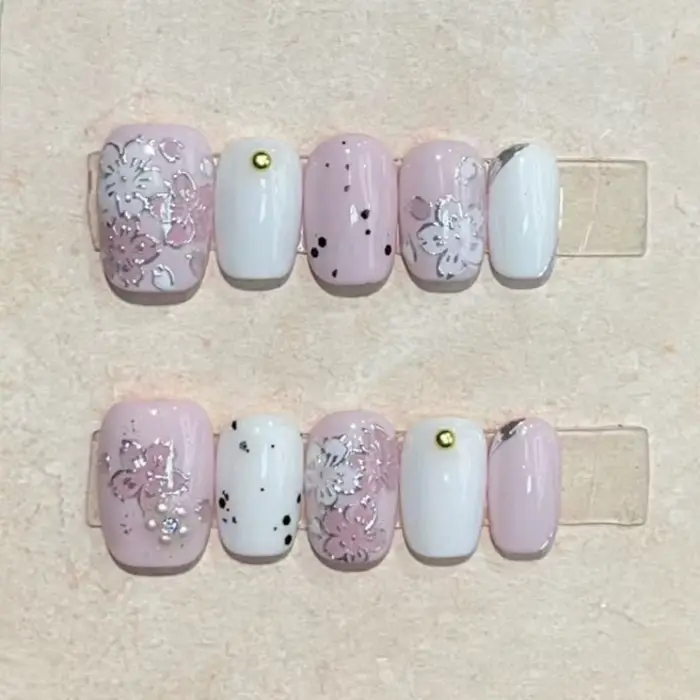 10 faux ongles à presser faits main