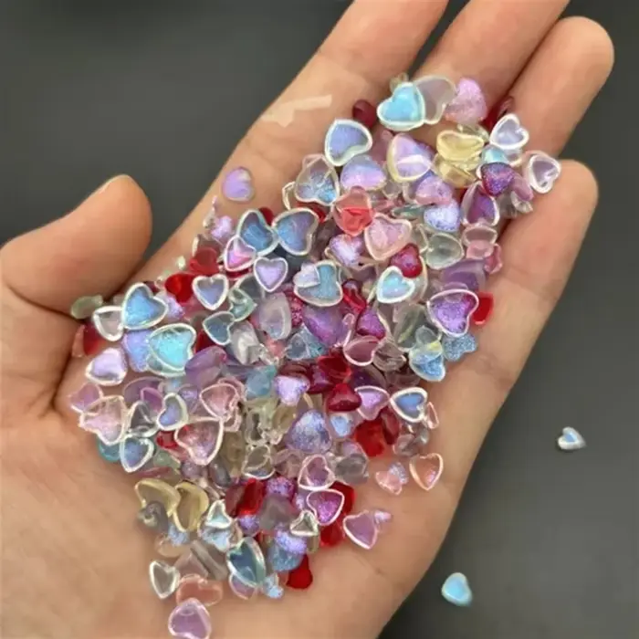 Breloques japonaises en forme de cœur pour nail art, 50 pièces, accessoires en résine, dessin animé,