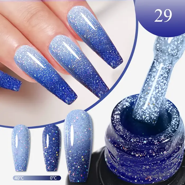 Vernis à ongles à paillettes sur le thème d'Halloween
