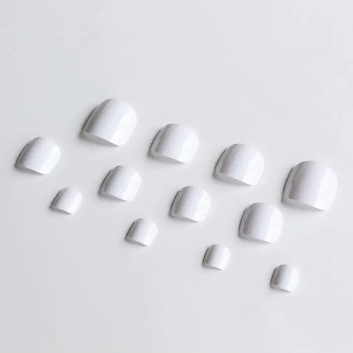 Presse à faux ongles blancs pour femmes, 120 pièces/pièce, s'adapte parfaitement aux ongles, faux on