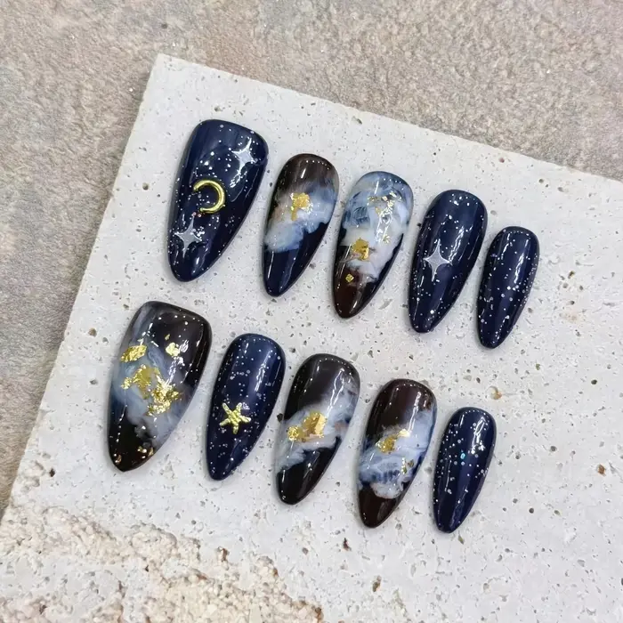 10 pièces haut de gamme amusant graffiti or mémoire douce soeur exclusive faux ongles faits à la main
