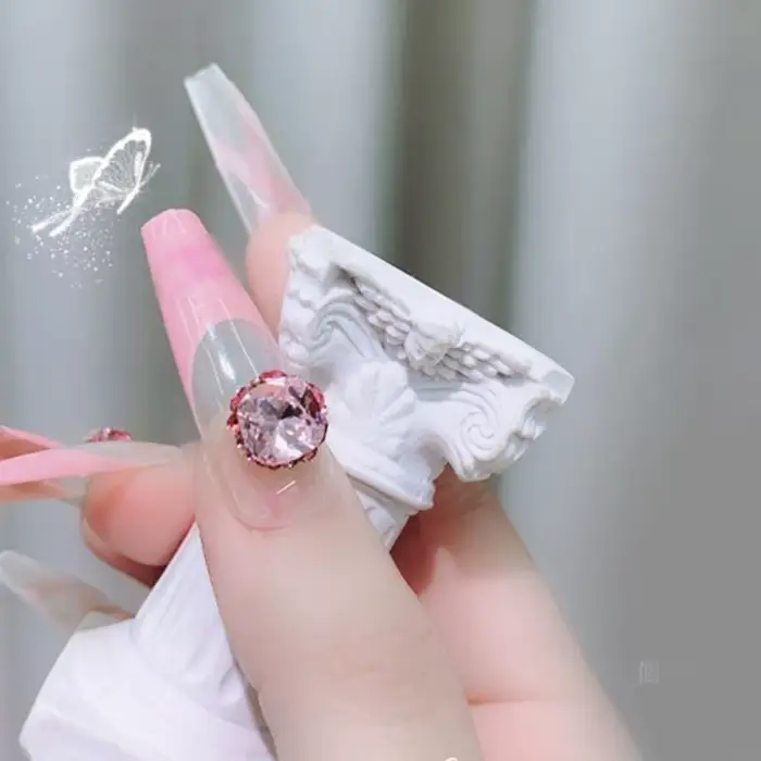 831E 3PCS Charmes à ongles irréguliers Nails accrocheurs