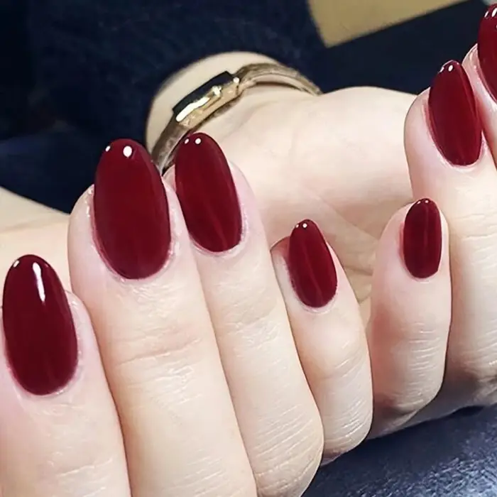 24 pièces ongles rouges courts ovales faux ongles presse ongles épais faux ongles moyen amande ongle