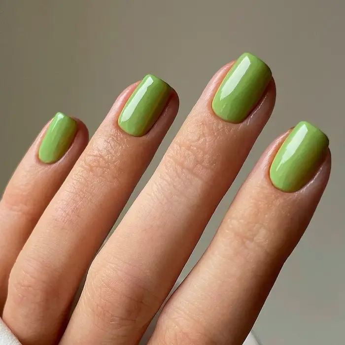 24 pièces/ensemble carré jaune presse sur ongles Faux