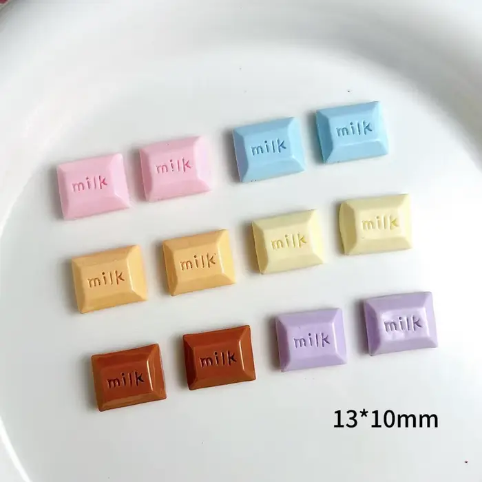 Décorations d'ongles en résine de chocolat au lait pour le bricolage à la main