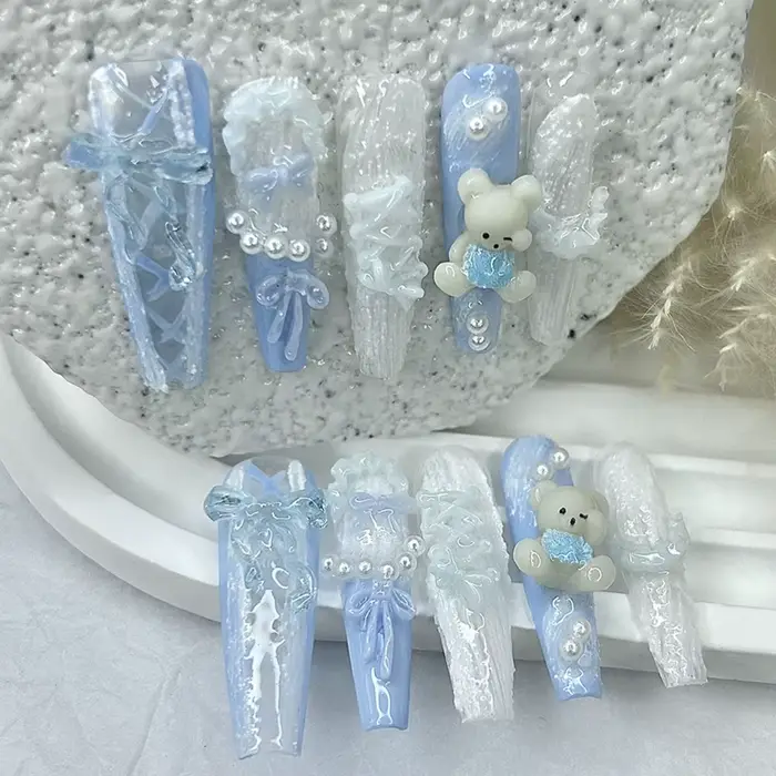 Rococo français Ballet dentelle à la main presse sur les ongles 3D doux mignon ours gypse arc perle faux