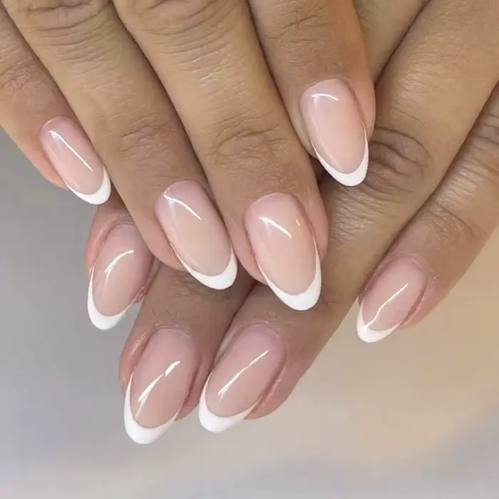 Blanc français classique court rond Nail Art portable mode faux ongles détachable fini