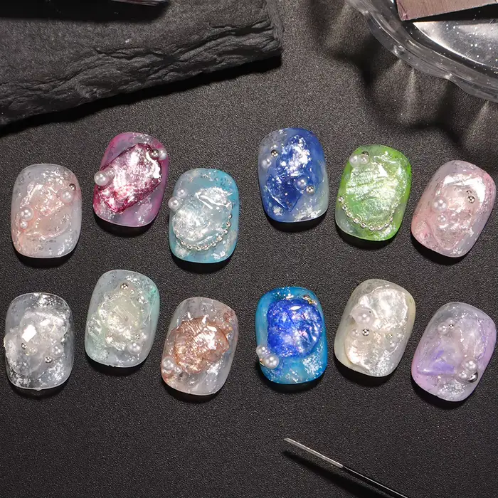 12 compartiments de paillettes pour nail art en forme de coquillages