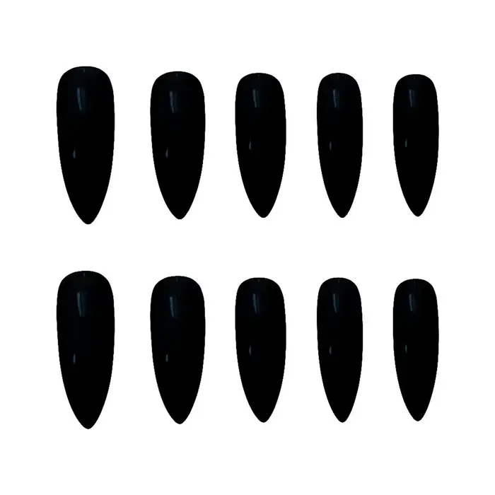 24 faux ongles noirs en résine à pointe