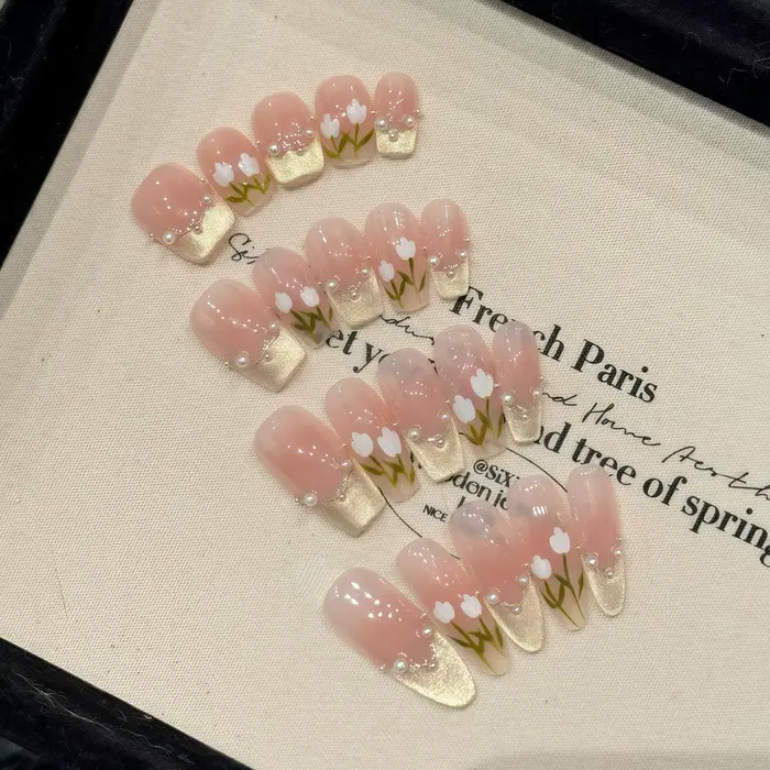 10 pièces oeil de chat faux ongles faits à la main avec perle longue amande couverture complète pointe d'ongle tulipe