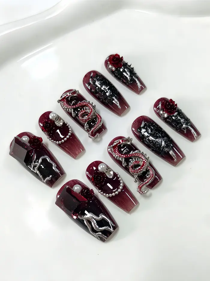10 faux ongles trapézoïdaux de taille moyenne