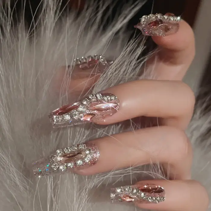 24 faux ongles pour filles