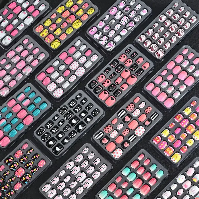 24 pièces/boîte Faux ongles pour enfants