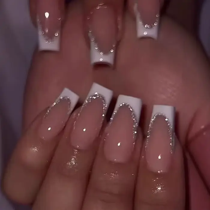 Faux ongles carrés moyens pour femmes et filles
