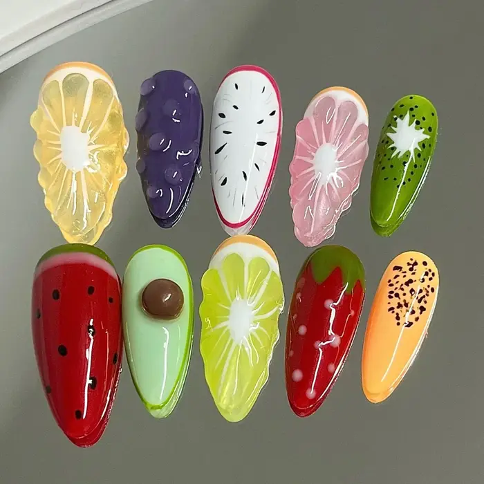 Faux ongles à pression faits à la main