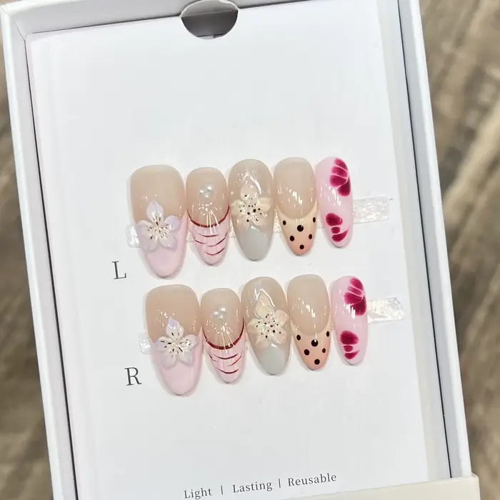 10 pièces ongles français ovales avec nœud papillon Floral conception à la main bricolage presse sur faux
