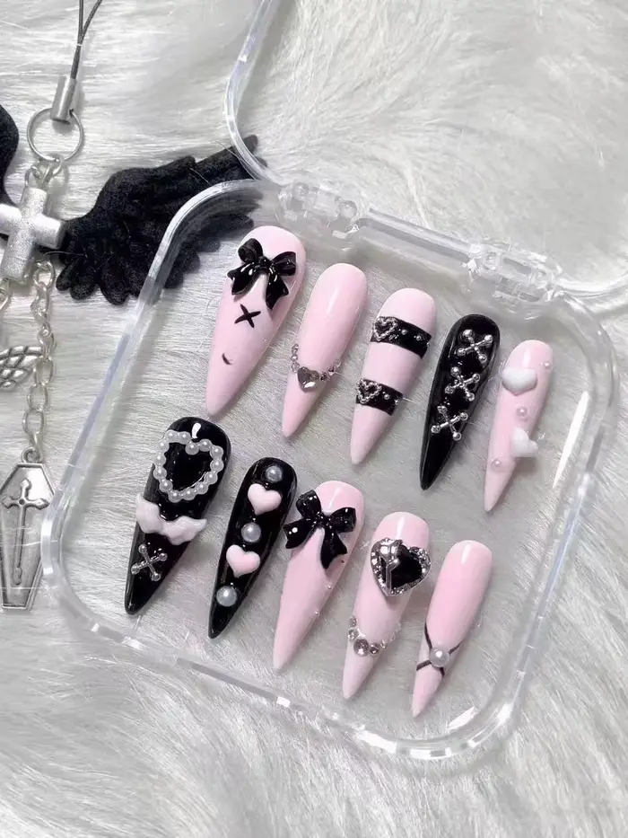 10 pièces de faux ongles Y2K faits à la main avec nœuds
