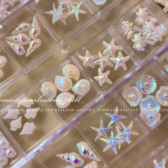 Breloques pour ongles en résine