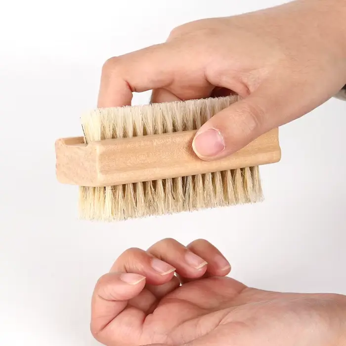 Brosse à ongles Double face