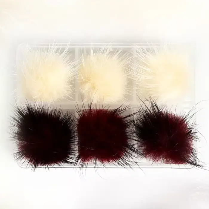 Boules de Pom pour ongles en peluche moelleuses détachables