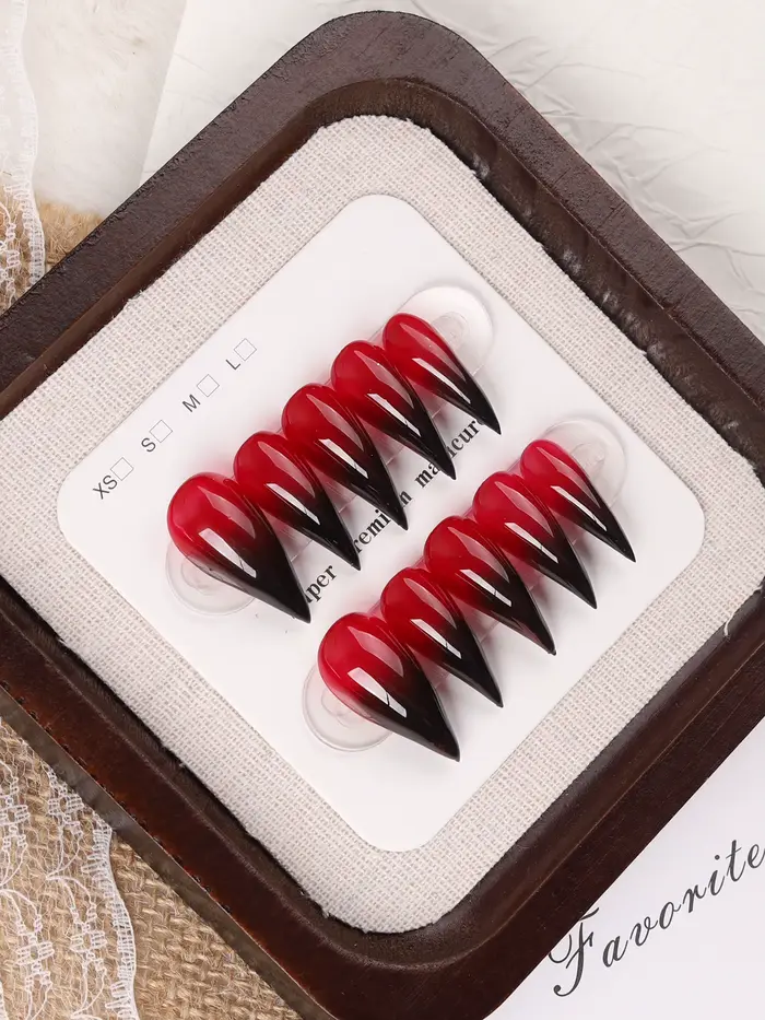 10 faux ongles longs et pointus en forme de griffes de dragon