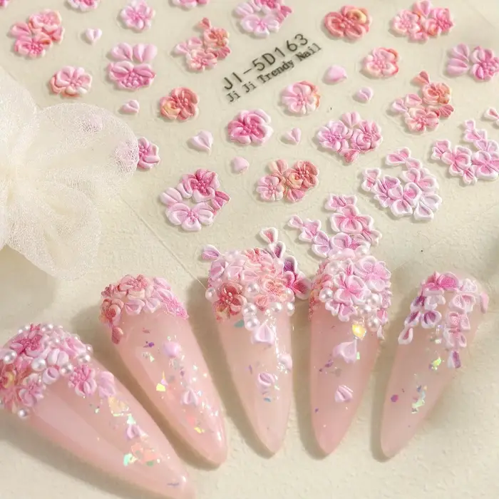 Autocollants pour ongles floraux colorés 5D