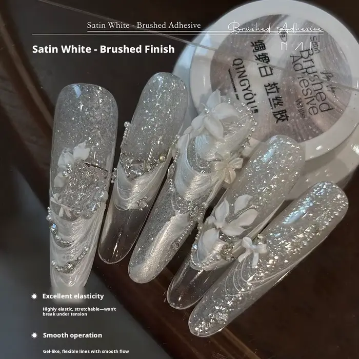 Gel extensible blanc soyeux pour ongles