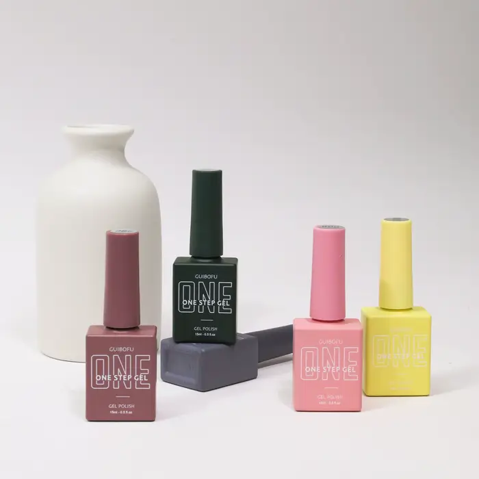 Gel 3 en 1 One Step Gel (pas besoin de couche de finition ni