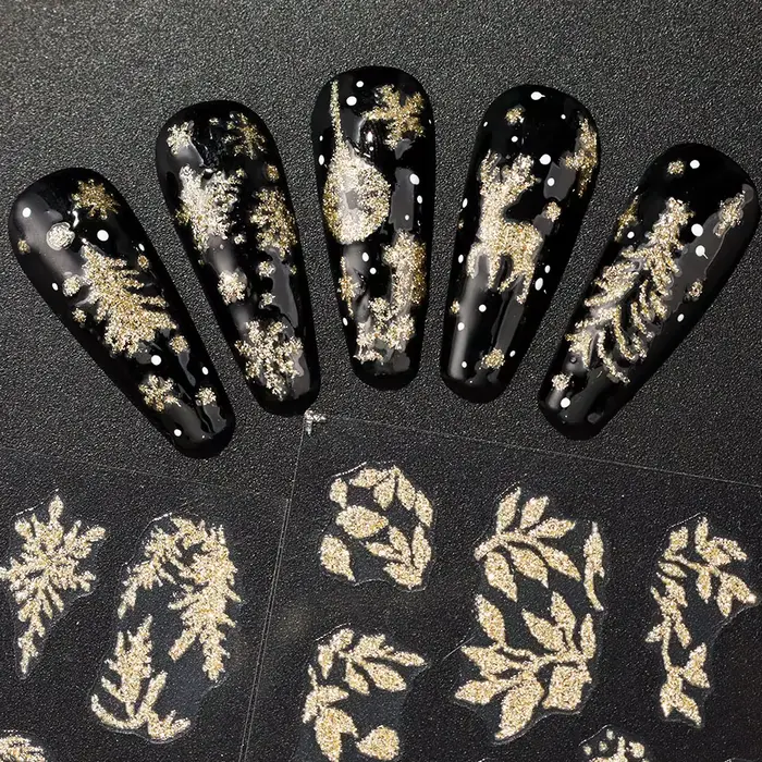 Autocollants pour ongles en forme de feuilles dorées scintillantes