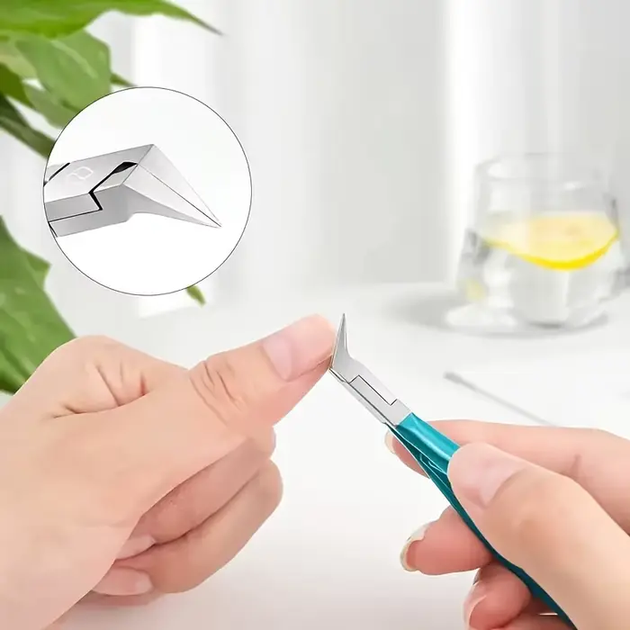 Coupe-ongles incarnés à lame droite