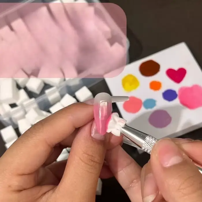Kit d'accessoires de manucure : Éponge carrée pour nail art + Pinceaux dégradés pour ongles + Stylo applicateur de gel – Outils tout-en-un pour la création de designs d'ongles DIY
