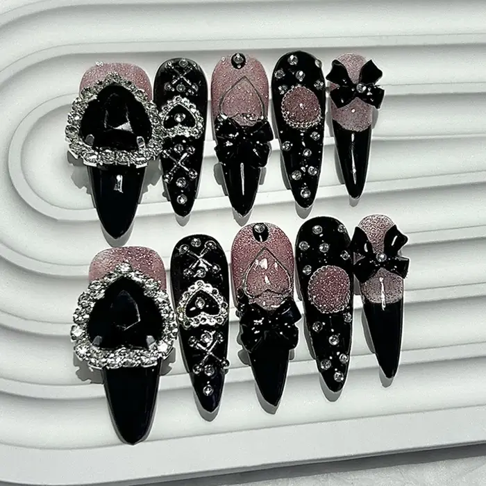 10 pièces Y2K Gyaru Kei noir rose longue pointe à la main presse sur les ongles Jirai arc amour diamants paillettes faux