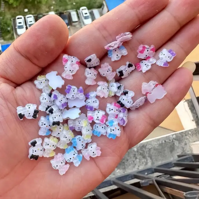 50 pièces en vrac Kawaii breloques mixtes pour ongles, dessin animé Sanrioed Hello Kitty Kuromi ongl