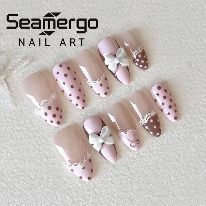 24 faux ongles mignons en dentelle à nœud