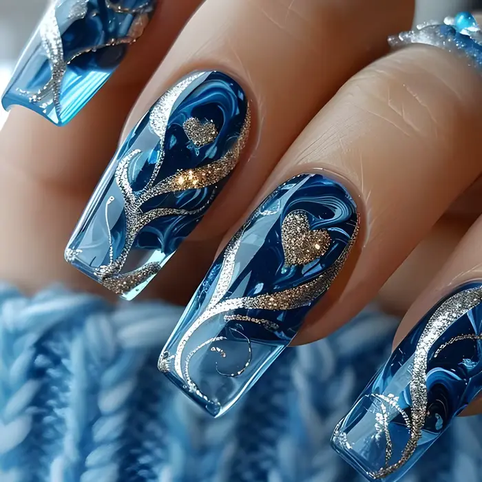 24 faux ongles à presser, design simple français, motif rayures cœur, courts carrés, en acrylique, c