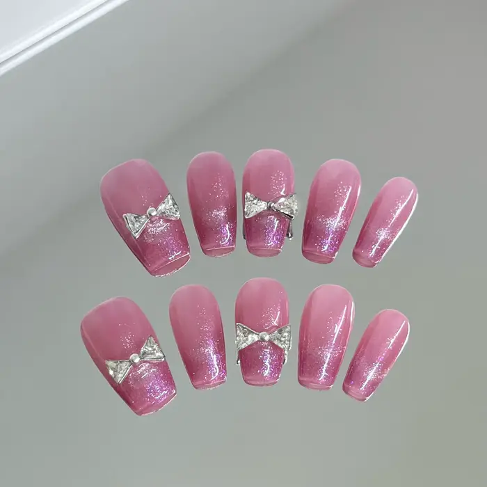 Faux ongles longs en forme de cercueil, faits à la main, couleur rose chair, à pression, motifs de f
