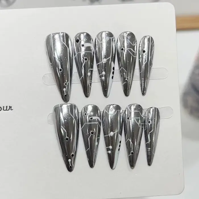 10 pièces Halloween faux ongles réutilisable longue pointe noir craquelé oeil de chat Style Punk argent