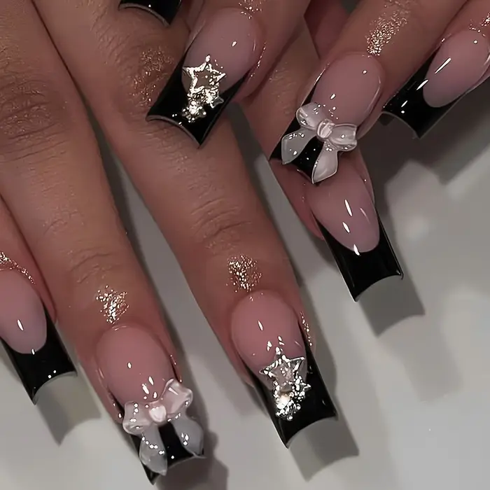 Conseils français noirs presse sur les ongles 3D blanc nœud papillon alliage étoiles modèles faux on