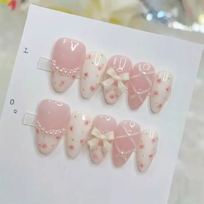 10 faux ongles faits main pour filles