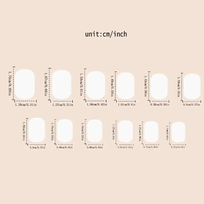 24 faux ongles courts carrés à pois