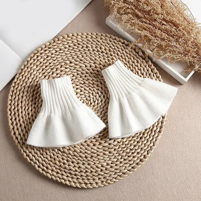 Manucure manches ongles décorés manchettes fausses