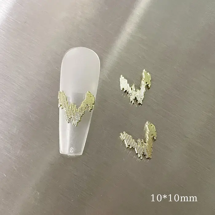 Concise W français barre irrégulière alliage d'ongle à la mode ouest élégant manucure breloques facile