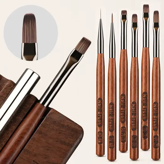 Pinceau de conception pour ongles