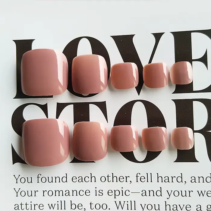 Faux ongles à couverture complète rose chair
