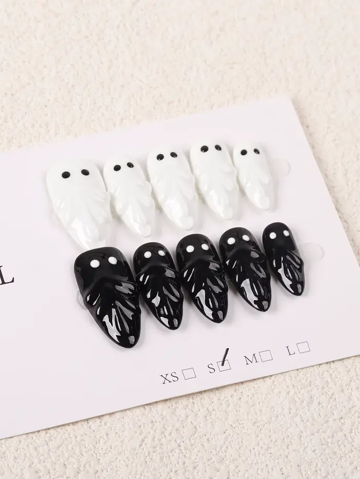 10 faux ongles faits à la main en forme d'amande