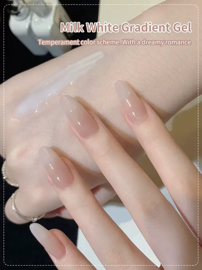 Vernis Gel de couleur translucide blanc laiteux