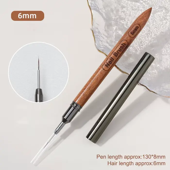 Brosse fine pour revêtement d'ongles
