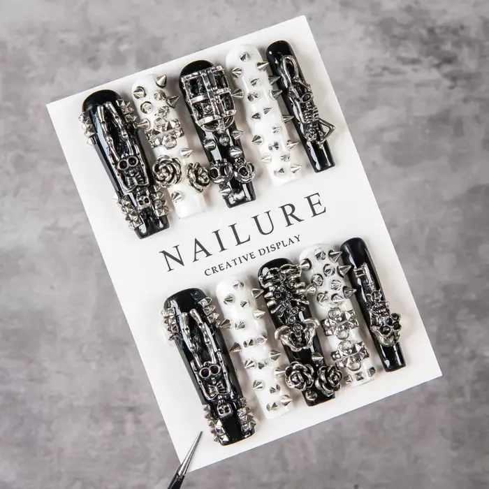 Faux ongles à presser extra longs